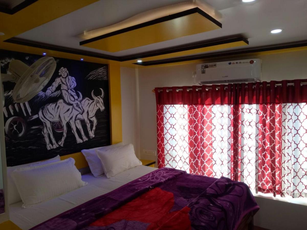 Marari Houseboat Hotel Mararikulam Exterior photo